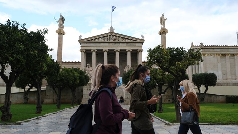 Χαλάρωση lockdown: Το σχέδιο για κομμωτήρια, λιανεμπόριο, κωδικό &quot;6&quot; και Σαββατοκύριακα