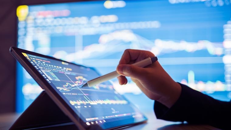 Η άφιξη του Yolo Economy στην Ελλάδα είναι γεγονός