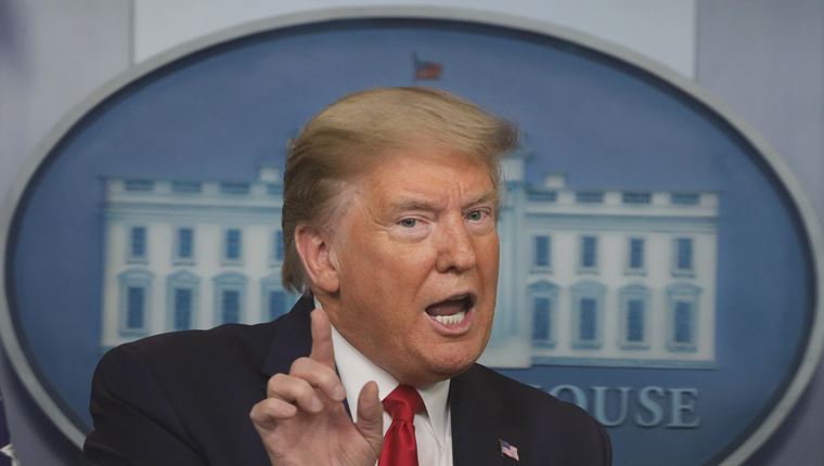 To Twitter μπλόκαρε τον λογαριασμό της καμπάνιας του Donald Trump για fake news