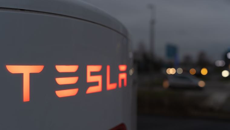 Ο 'εφιάλτης' της Tesla