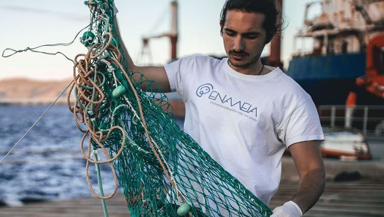 Η ελληνική startup που καθαρίζει τον βυθό από τα πλαστικά