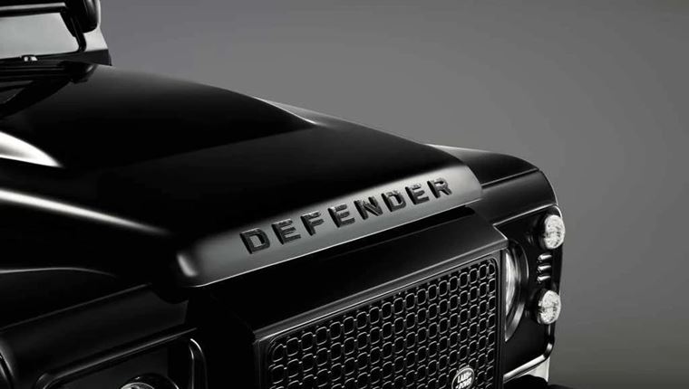 Θα λατρέψεις αυτό το κλασικό Defender σε στυλ Octa