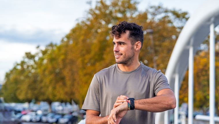 Πώς ξεχωρίζεις ένα αυθεντικό από ένα &quot;μαϊμού&quot; smartwatch