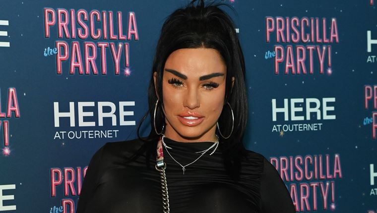 H Katie Price τρεντάρει στο ίντερνετ και δυστυχώς όχι για καλό