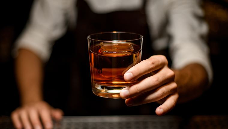 Αυτά είναι τα πιο δημοφιλή αλκοολούχα ποτά