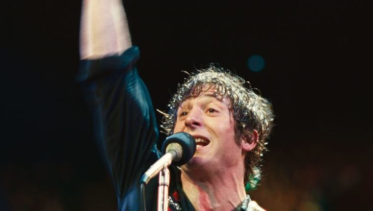 Τι λένε οι πρώτες κριτικές για τον Jeremy Allen White ως Bruce Springsteen