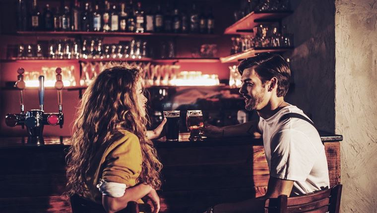 Hinge: Το dating app που πληρώνει τους χρήστες του