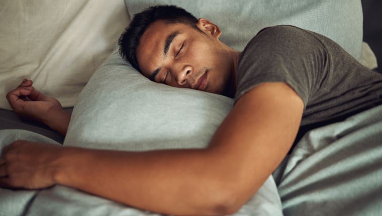 Ένας εύκολος τρόπος για να κοιμάσαι μέσα σε 2 λεπτά