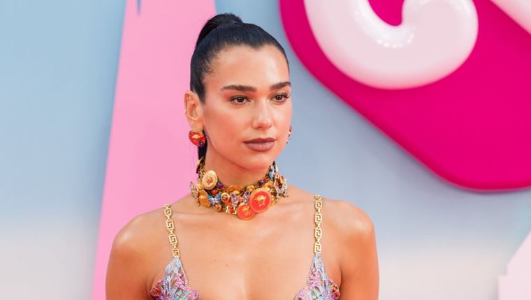 5 φορές που η Dua Lipa 'στοίχειωσε' τα όνειρά μας
