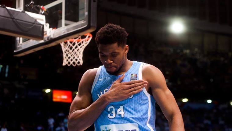 Ο Γιάννης Αντετοκούνμπο άφησε φιλοδώρημα 3.000 ευρώ γιατί δεν είναι Leclerc