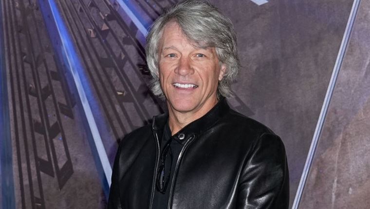 Ο Jon Bon Jovi έγινε σούπερ ήρωας και έσωσε γυναίκα πριν πέσει από γέφυρα (video)