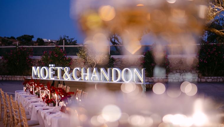 Moët &amp; Chandon: Μια βραδιά γεμάτη λάμψη και καλοκαιρινή μαγεία στις Σπέτσες!