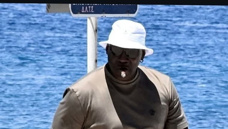 Απίστευτο φιλοδώρημα άφησε ο Michael Jordan σε εστιατόριο στη Βουλιαγμένη