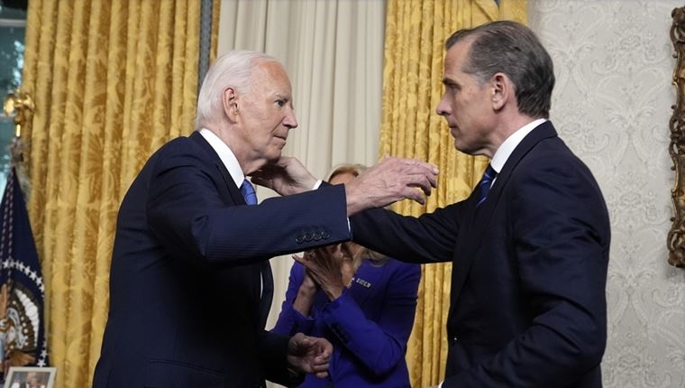 Πώς ο Τζο Μπάιντεν έριξε την ταφόπλακα στους Δημοκρατικούς με την χάρη στον γιο του