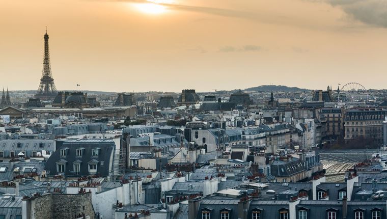 To Παρίσι θέλει να απαγορεύσει το Airbnb στο κέντρο του