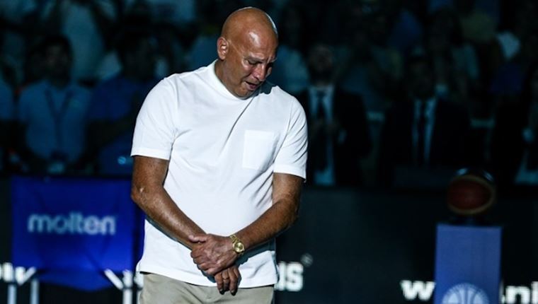 Η αποθέωση του Νίκου Γκάλη στο ΟΑΚΑ ήταν δίκαιη και έγινε πράξη