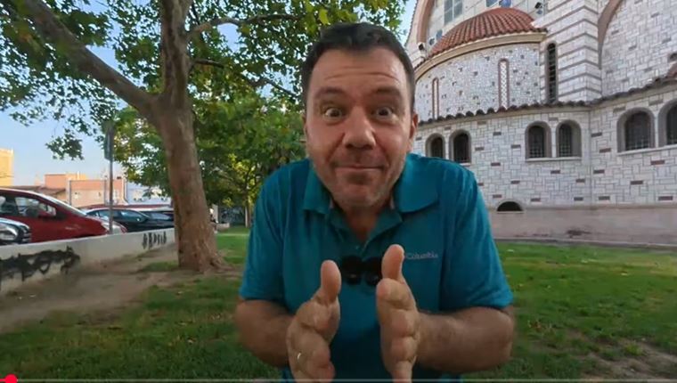 Πόσο cool είσαι ρε Ευτύχη Μπλέτσα-Το συμβάν με την κολώνα φωτισμού στον Εύοσμο και η ειλικρινής συγγνώμη του