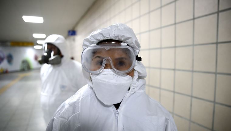 Η μυστηριώδης εξαφάνιση γιατρού από την Ουχάν