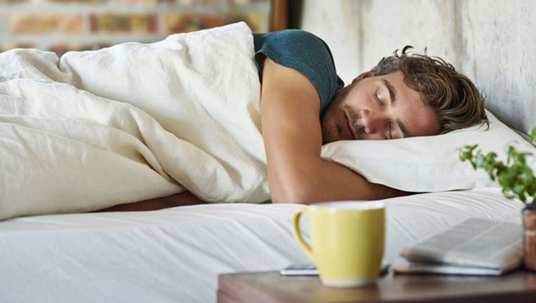 Περνάνε οι άντρες πιο βαριά τη γρίπη από τις γυναίκες;