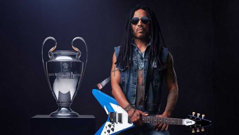 Ο Lenny Kravitz στον τελικό του UEFA Champions League στο Λονδίνο
