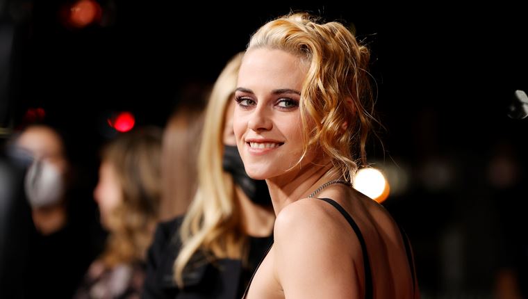 Η Kristen Stewart αρραβωνιάστηκε την αγαπημένη της