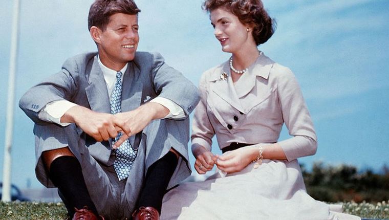 40 φωτογραφίες για το διαχρονικά cool στυλ του J. F. Kennedy