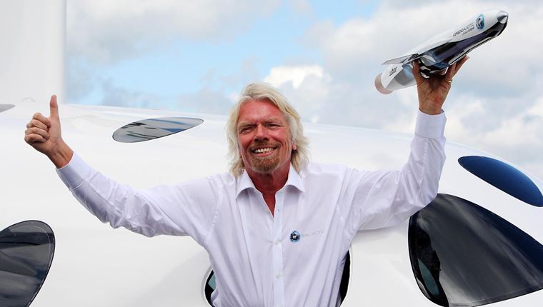 Κάπως έτσι θα μοιάζουν οι διαστημικές στολές που ετοιμάζει ο Richard Branson