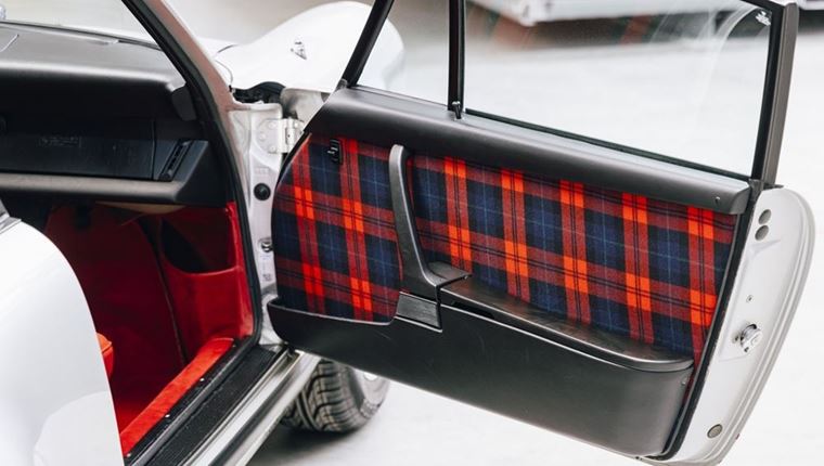 Η ιστορία ενός υπέροχου, διαχρονικού υφάσματος της Porsche