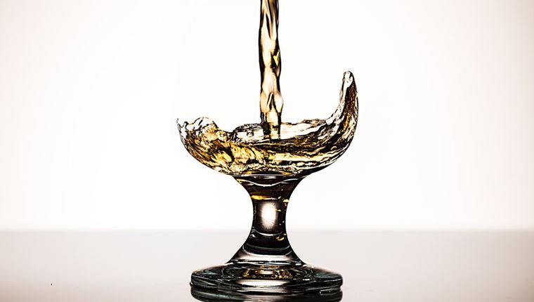 Mackmyra: Το πρώτο ουίσκι που δημιουργήθηκε από την τεχνητή νοημοσύνη