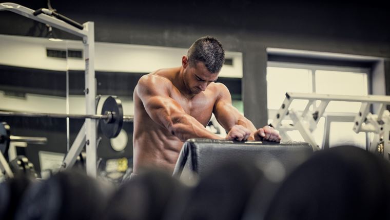 Το χτίσιμο του six-pack μετά τα 40