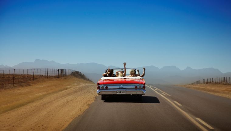 Οι διακοπές με φίλους κάνουν καλό στην υγεία