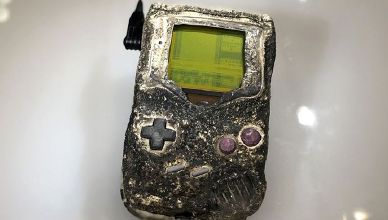 Το Game Boy που επέζησε από βομβαρδισμό στον Πόλεμο του Κόλπου