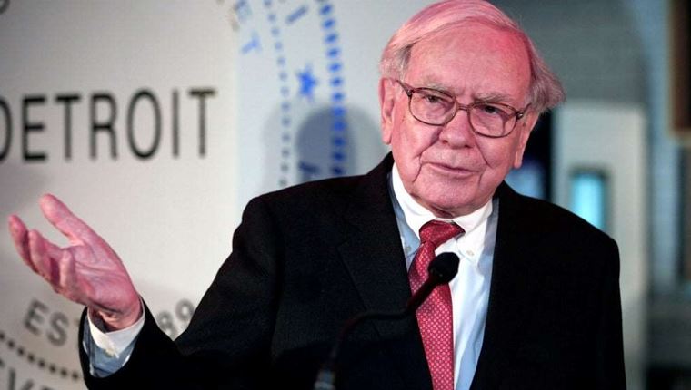 Ο Warren Buffett αγοράζει πανάκριβες μετοχές ενέργειας. Αλλά γιατί;
