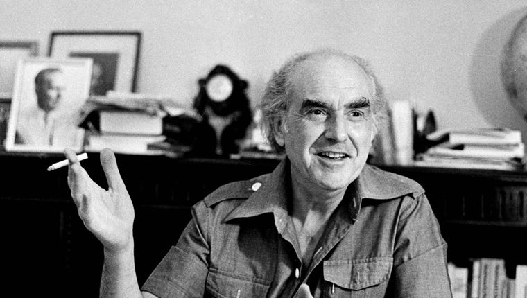 Όλοι οι πρόεδροι του ΠΑΣΟΚ από το 1974 μέχρι σήμερα