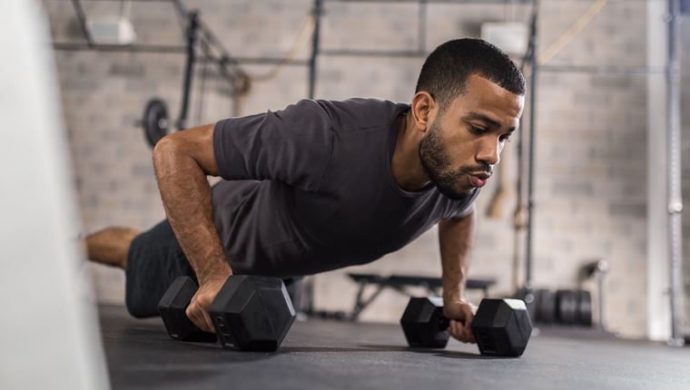 Γιατί να ξεκινήσεις από σήμερα την προπόνηση με βάρη