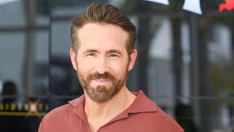 Ryan Reynolds, θέλουμε το κοστούμι σου