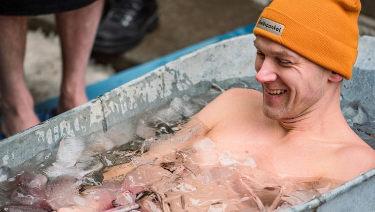 Μήπως το κρύο μπάνιο είναι τελικά μάπα; Τα νέα στοιχεία