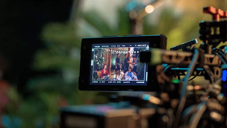 Αυτή είναι η ποπ κομεντί που πρέπει να δεις αν θες κάτι χαλαρό στο σινεμά