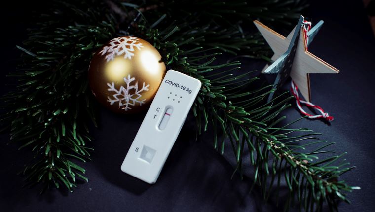 Τα νέα μέτρα ενόψει χριστουγεννιάτικου ρεβεγιόν