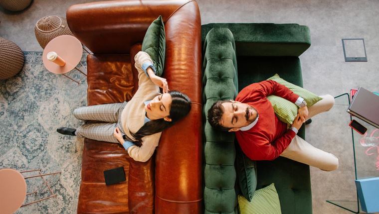 Τι είναι τα ζευγάρια DADT και γιατί εμφανίζονται όλο και περισσότερο