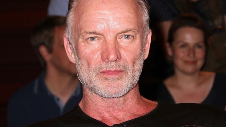 Ο Sting βγάζει 5.000 δολάρια την ημέρα χάρη στον Puff Daddy