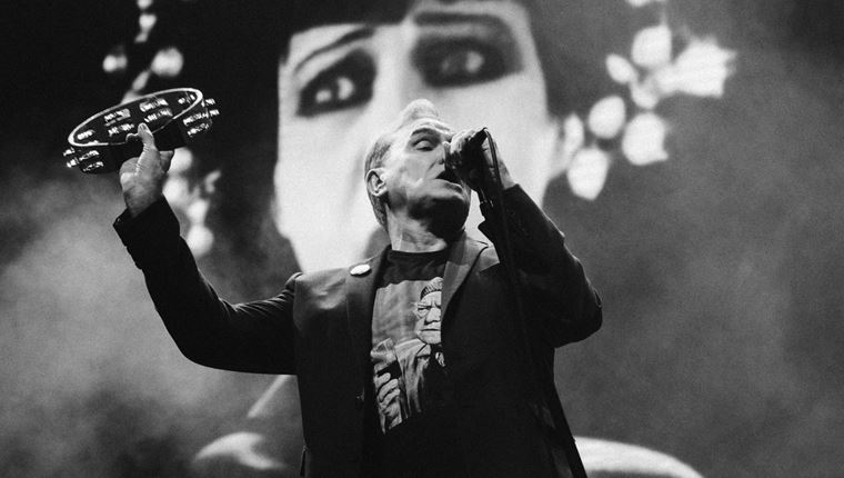 Σταματήστε ό,τι κάνετε: Ο Morrissey έρχεται στην Αθήνα