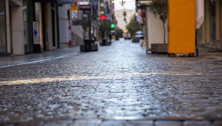 To κυβερνητικό σχέδιο για lockdown και εστίαση