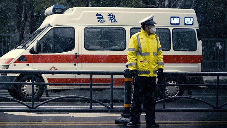 "76 Ημέρες": Το ντοκιμαντέρ για το επίκεντρο της πανδημίας