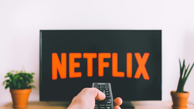 Τέλος το σκρολάρισμα - Το Netflix θα &quot;διαβάζει&quot; τη διάθεσή σου