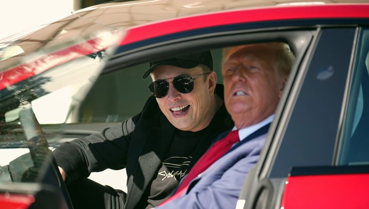 Οι Αμερικανοί δισεκατομμυριούχοι έχουν χάσει 380 δισ. ευρώ μετά την ορκωμοσία Τραμπ-δείτε τη λίστα