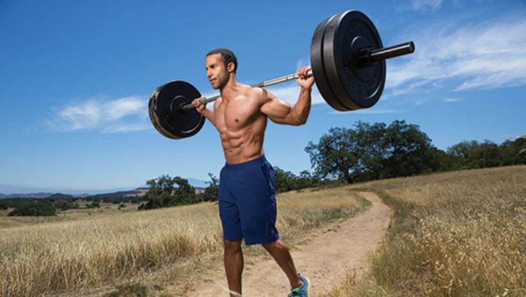 Βάδισμα του αγρότη: Η καλύτερη άσκηση για δύναμη μετά τα 40