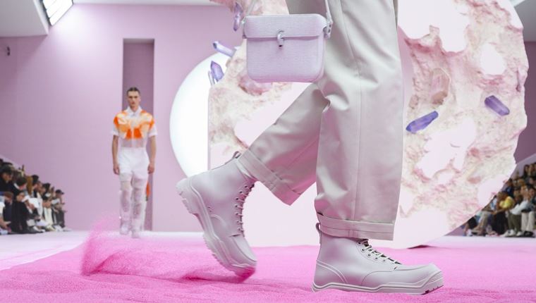 Τα πιο hype sneakers από την Εβδομάδα Μόδας του Παρισιού