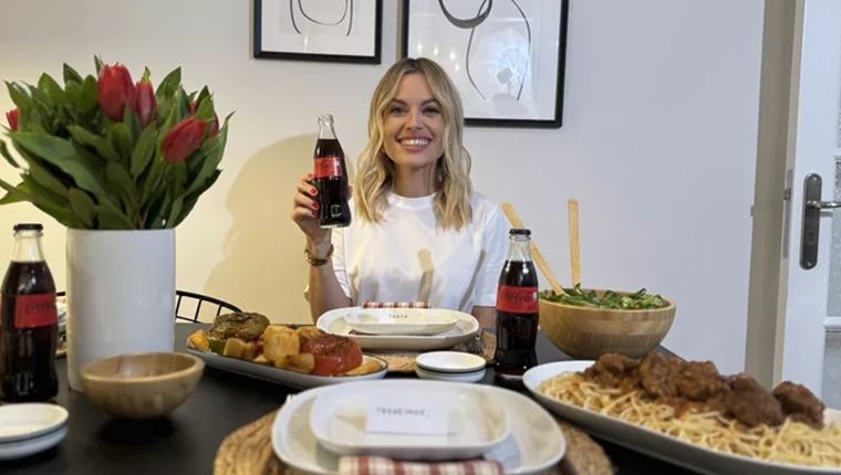 Όταν η Τόνια Κούμπα ετοιμάζει το απόλυτο κυριακάτικο τραπέζι!