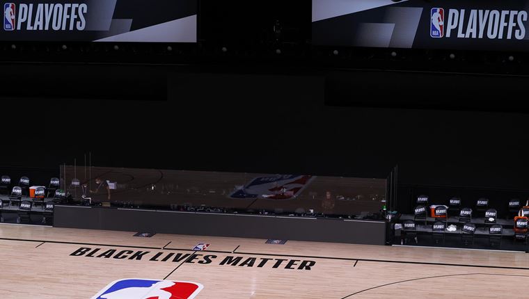 Ο Donald Trump τα βάζει και με το NBA